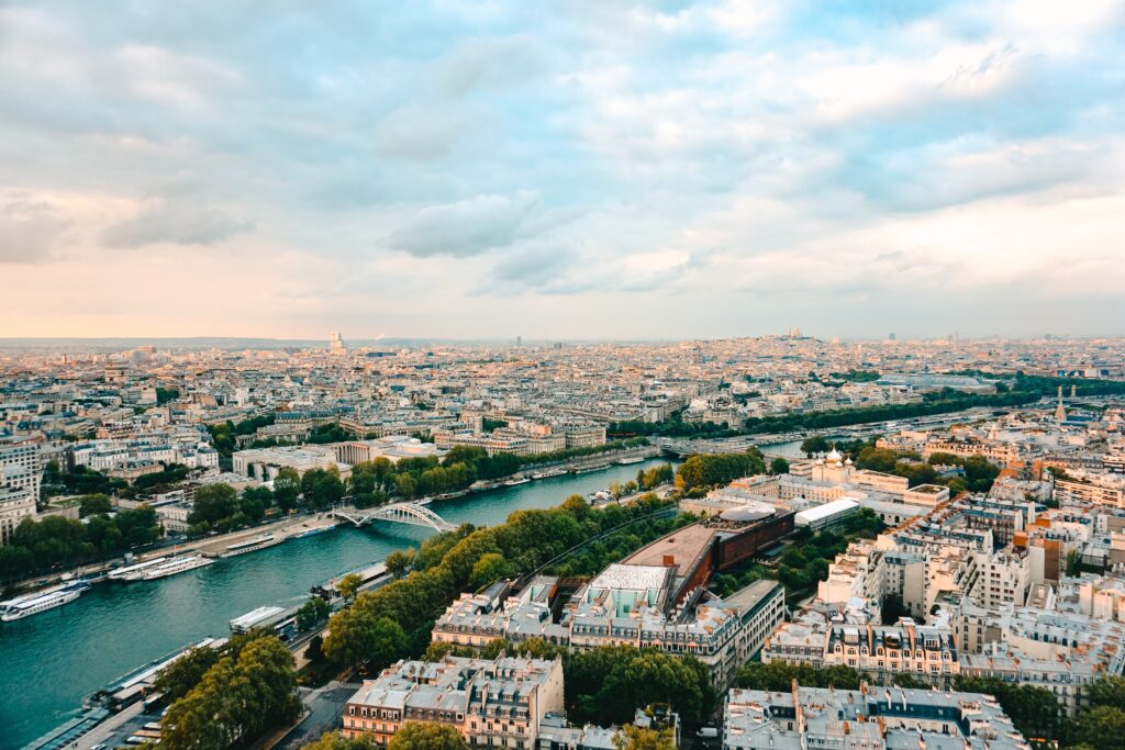 Best Areas to Stay in Paris For First Timers (2024)
